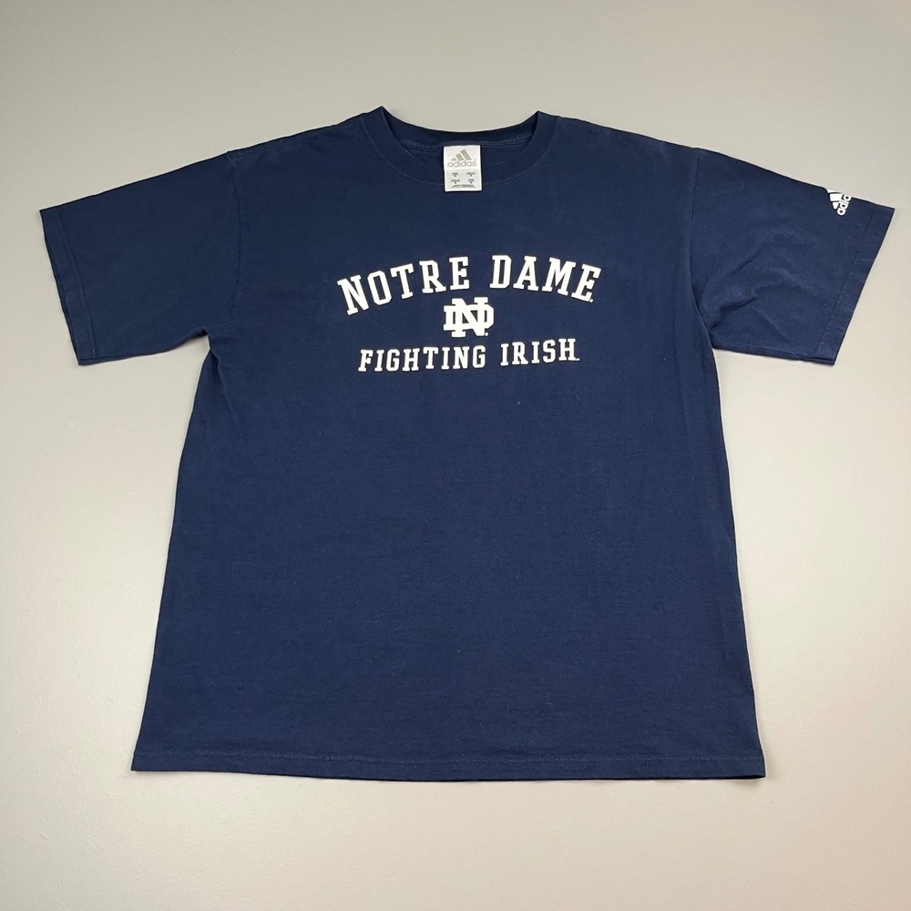 Adidas T-Shirt Mens M Navy Blue Notre Dame Fighting Irish Vintage Graphic Logo